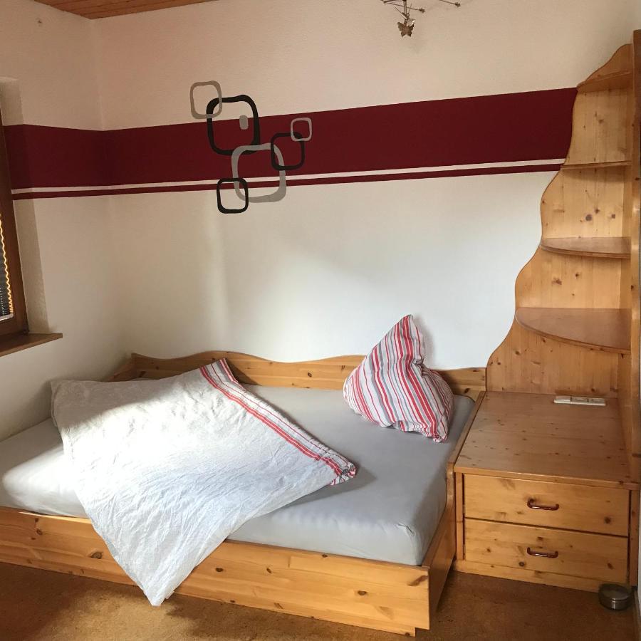 Wenzels Ferienwohnung Im Suedschwarzwald Штюлинген Экстерьер фото